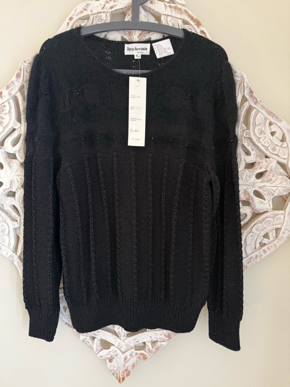 NWT VINTAGE Lara Ferrante Black Knit Women's Sweater